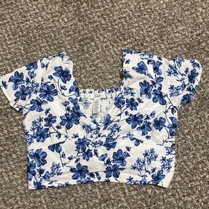 Floral blue crop blouse
